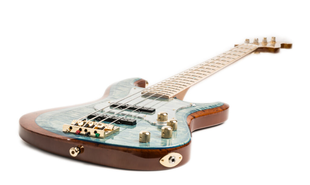 Knaggs_Severn_Bass_4_T2_Turquoise_Lam_010FIN