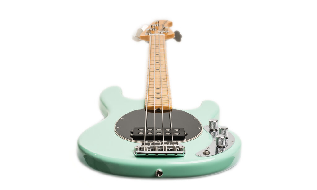 Music_Man_Stingray_H_Old_Smoothie_Mint_Green_010FIN