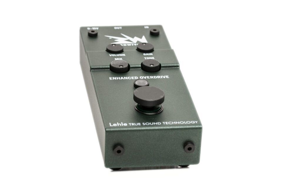 Der Basswitch Enhanced Overdrive ist ein transparent klingendes Highend-Overdrive-Pedal mit einer immensen Bandbreite an organischen Sounds.