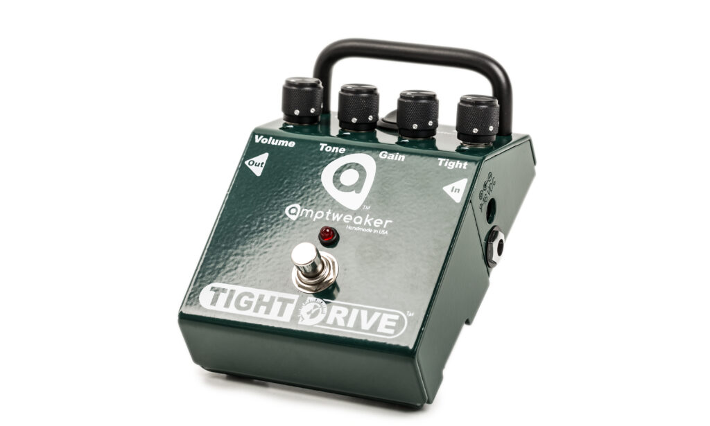 Der Amptweaker TightDrive liefert sehr flexible Overdrive-Sounds, die mit dem Tight-Regler klanglich verfeinert werden können.