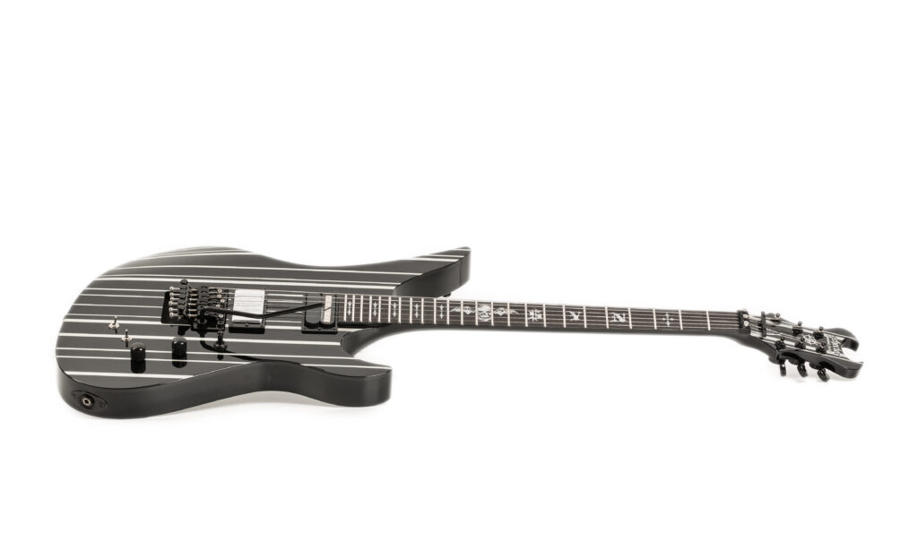 Schecter_Signature_Synyster_Custom_FR_S_TEST