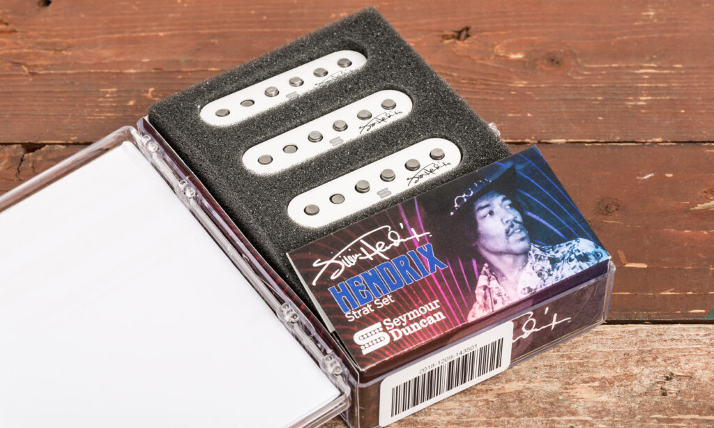 Das Seymour Duncan Jimi Hendrix Signature Strat Set glänzt mit guter Präsenz in Steg- und Mittenposition und fett klingendem Hals-Singlecoil.