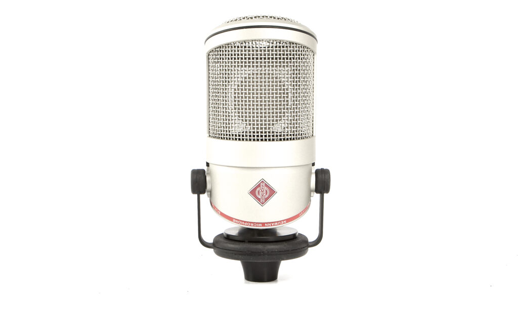 Neumann_BCM104_2