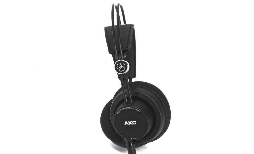 AKG_K175_B09_Seitenansicht_01