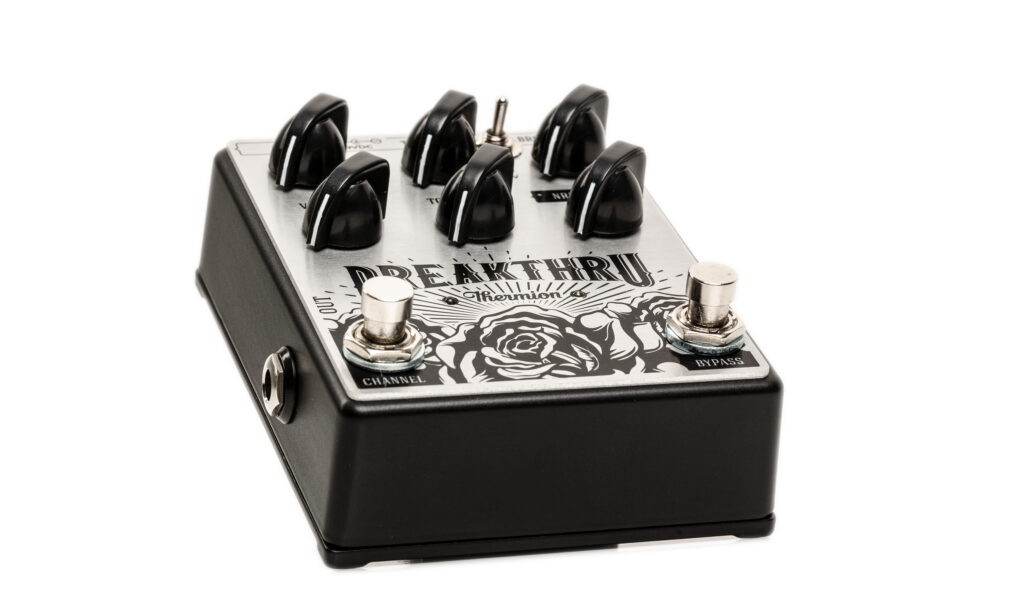 Das Breakthru Dual Overdrive kann neben der Funktion als Zerrer auch als Preamp eingesetzt werden und bietet mit den angebotenen Impulsantworten eine Vielzahl an hochwertigen Sounds.