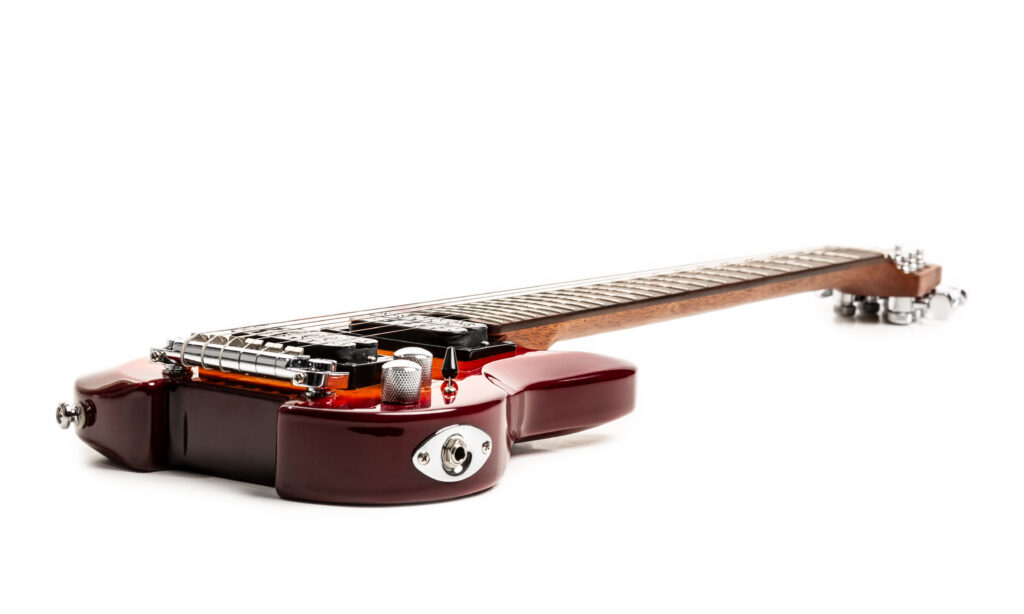 Die sauber verarbeitete DV Little Guitar G1 bietet einen großen Spaßfaktor.