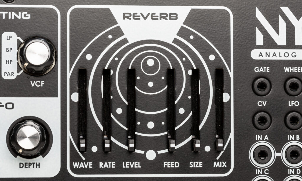 Die Reverb-Sektion des Dreadbox Nyx V2 bietet insgesamt sechs Fader zur Hallaufbereitung.