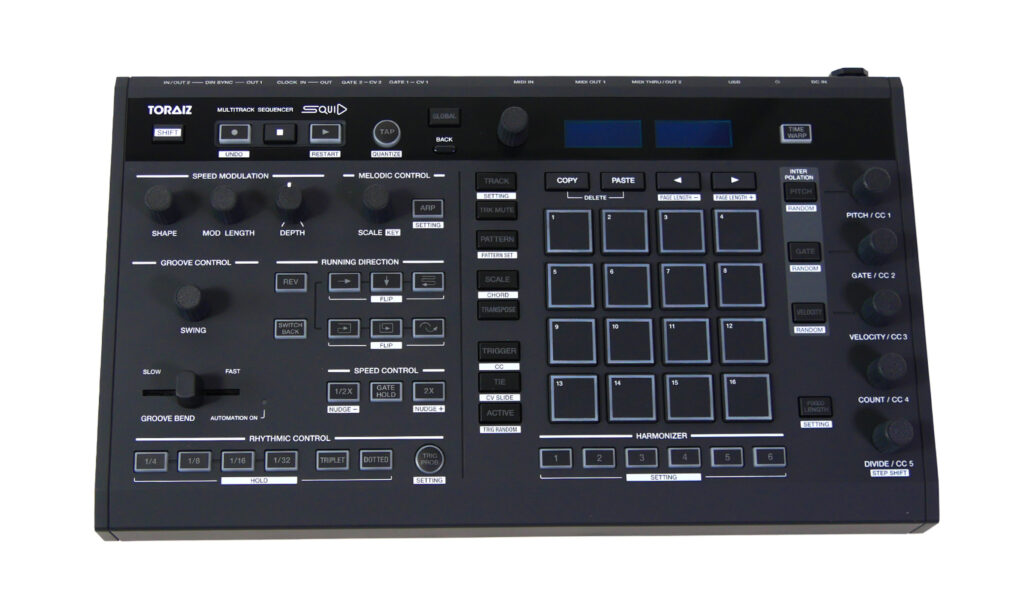 Mit dem SQUID hat Pioneer DJ aka Toraiz einen sehr potenten Hardwaresequenzer vorgestellt.