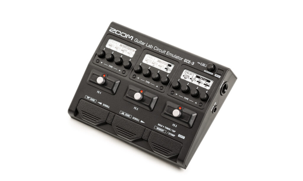 Das Zoom GCE-3 Audio-Interface ist kompakt und leicht und bringt einen integrierten Effektprozessor mit.