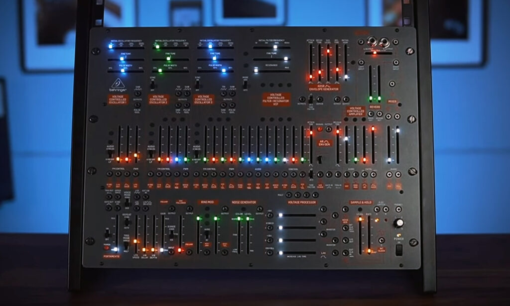 Behringer 2600 (Quelle Behringer-Video)