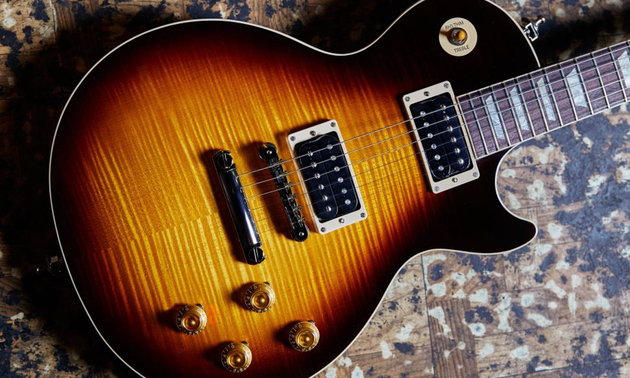 Slash's neue Les Paul mit November Burst Finish.