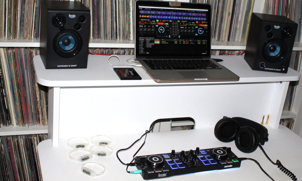 Das Hercules DJParty Set im Test mit dem DJSpeaker 32 Smart Set