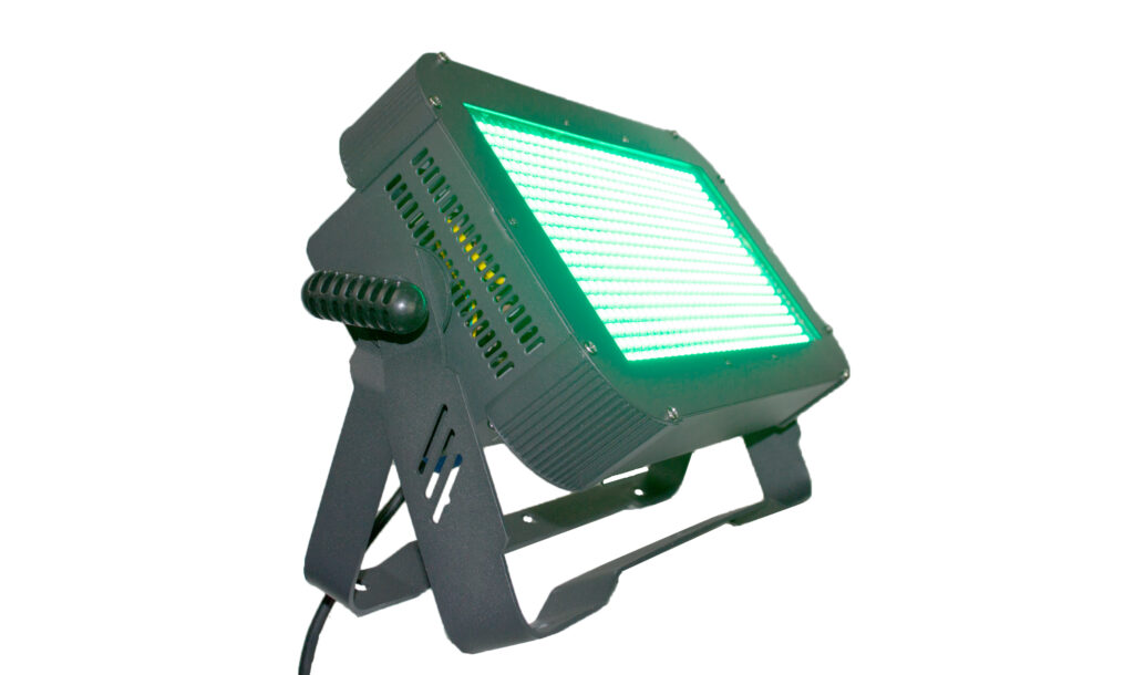 Flexible Zauberkiste für Events und Shows aller Art: Stairville Wild Wash Pro 648 LED RGB DMX