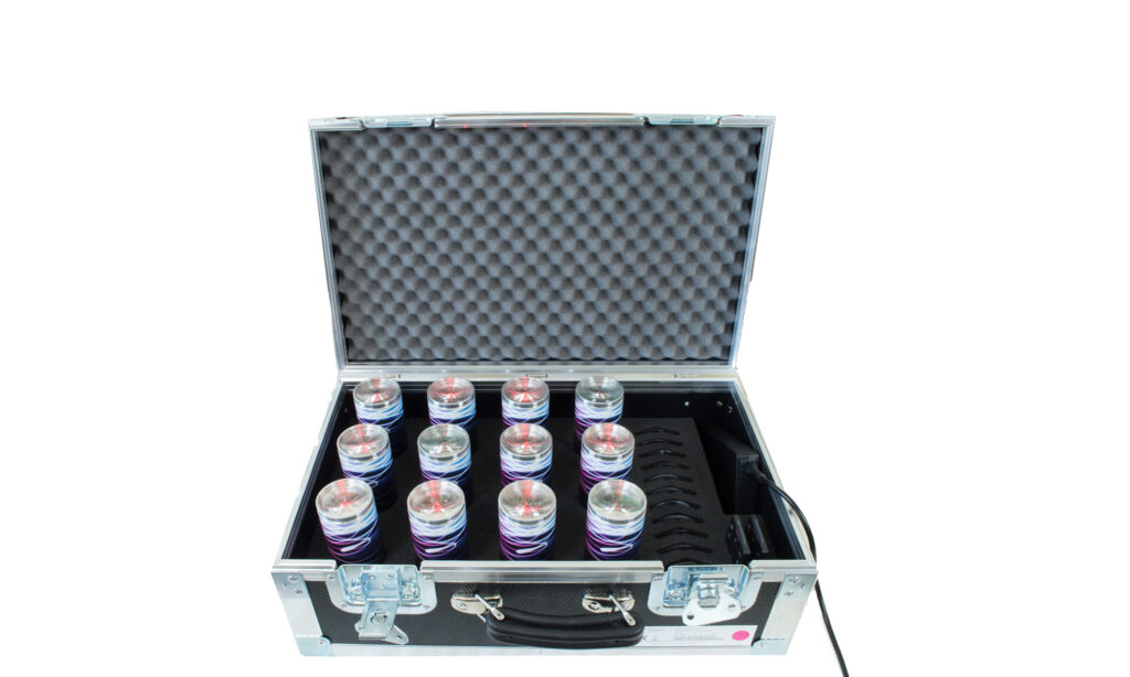 002n_ape_labs_LightCan_Set_of_12_Tourpack_in_Warteposition