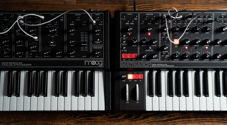 Moog Grandmother und Matriarch Dark Series