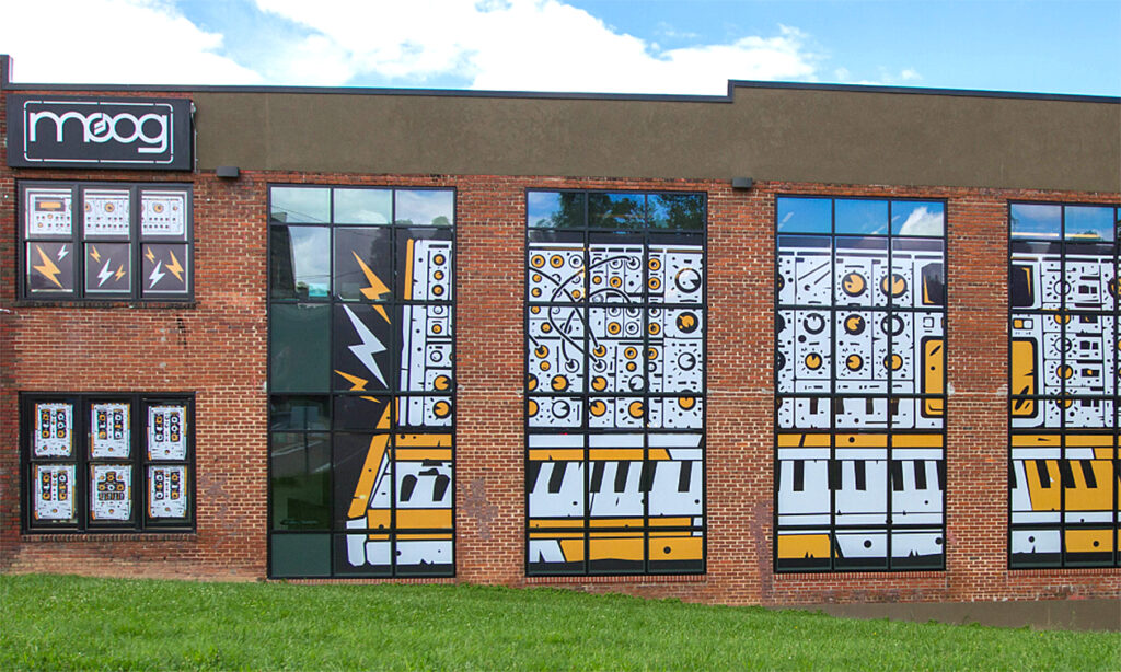 Moog Music - Großer Factory Mural Contest (Quelle: Moog)