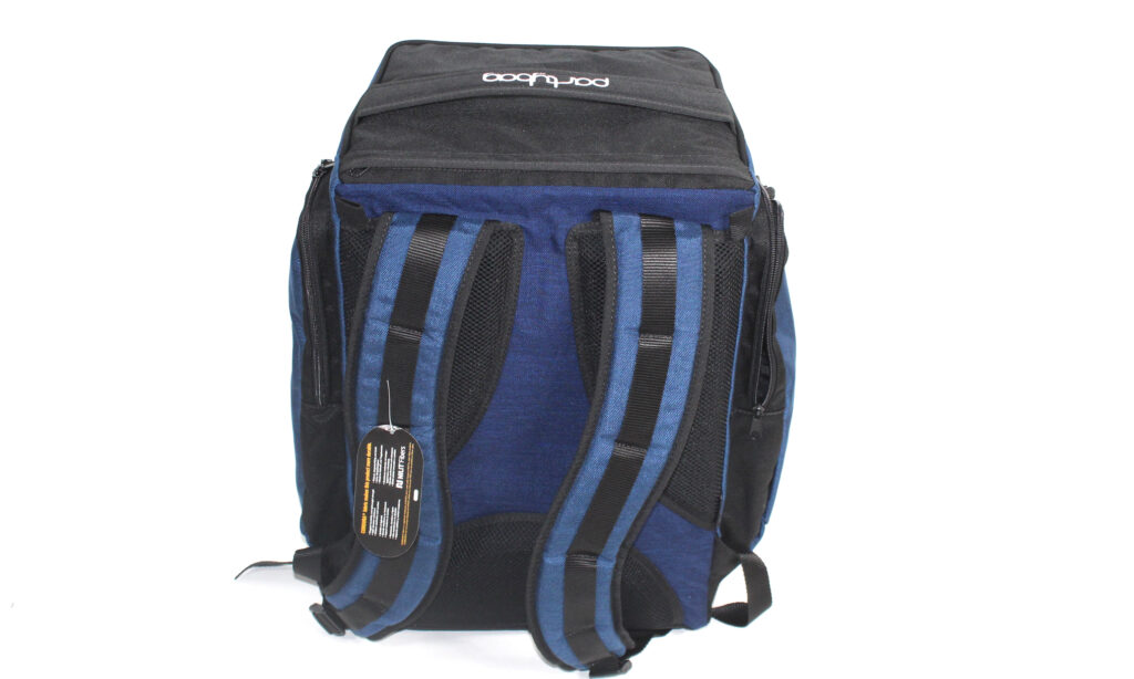 Mit den gut gepolsterten breiten Trägern lässt sich der Partybag 7 Wireless DX sehr angenehm auf dem Rücken transportieren