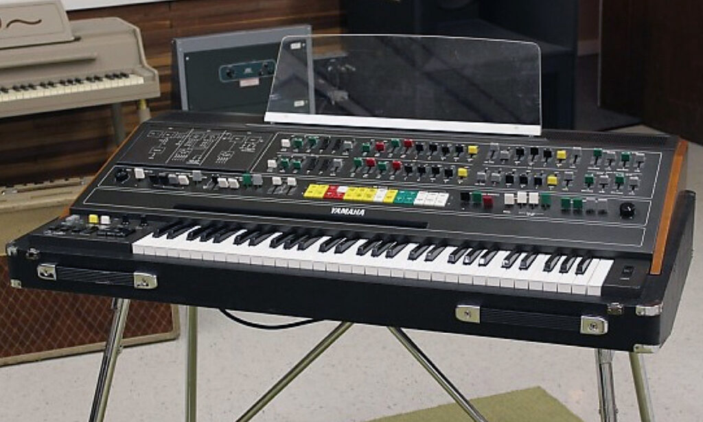 Der Yamaha CS-80 ist eine Synthesizer-Legende mit einem besonderen Sound. (Quelle: factmag.com)