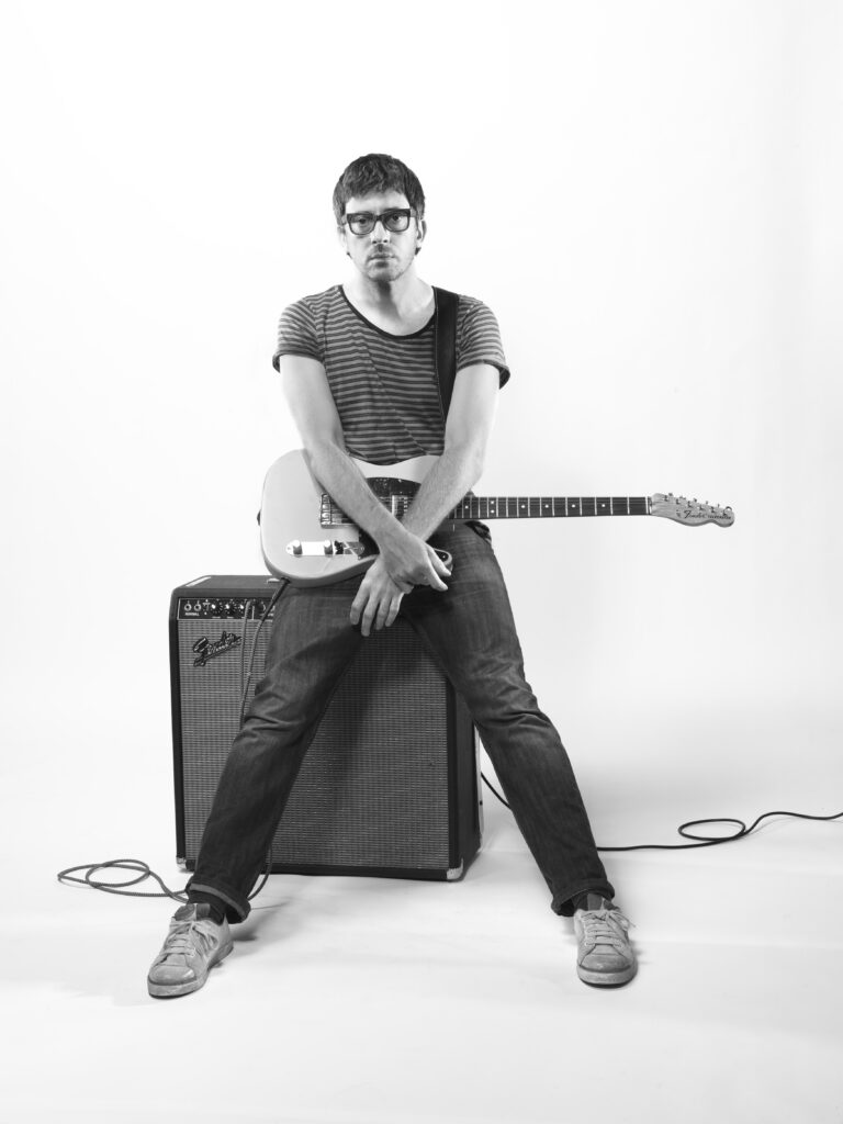 Graham-Coxon_Photo-by-Carl-Lyttle Bild