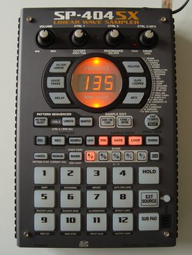 SP-404 SX: Ihren Anfang nahm die Geschichte übrigens im Hause Boss mit den Modellen SP-202 und SP-303.