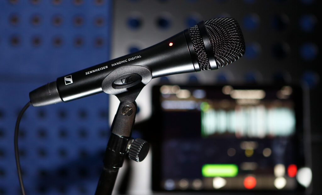 16-Sennheiser_Handmic_Digital_Kabine Bild