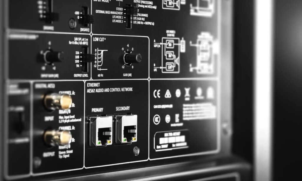 Der Beginn einer neuen Ära des Neumann-Monitorings – die nun endlich auch in AES67-basierte Umgebungen wie Broadcast-Studios Einzug hält.