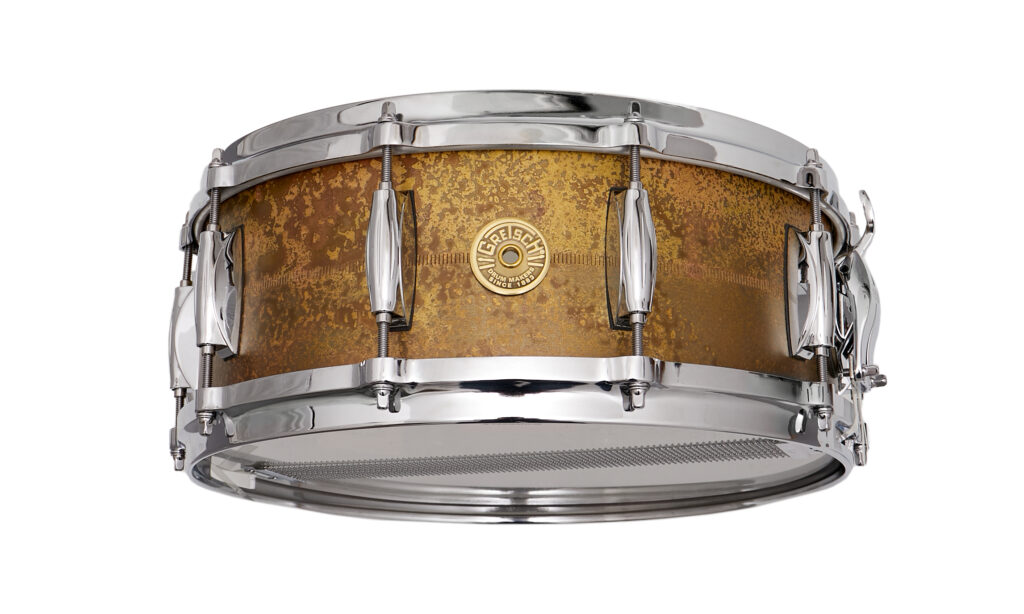 Verwitterter Look, explosive Sounds: Die Gretsch Keith Carlock Signature Snaredrum ist ein Allrounder mit ordentlich Power.