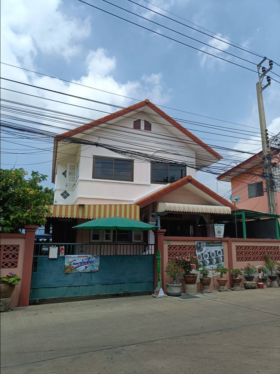 พาสต้าคุณยาย สปาเก็ตตี้ (ข้าวไข่ข้น) ปากน้ำ 2