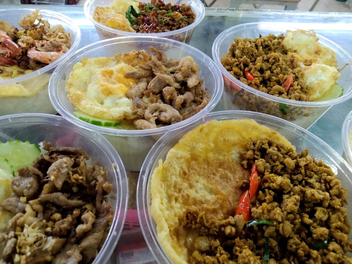 กะเพราโบราณ สุขุมวิท77 3