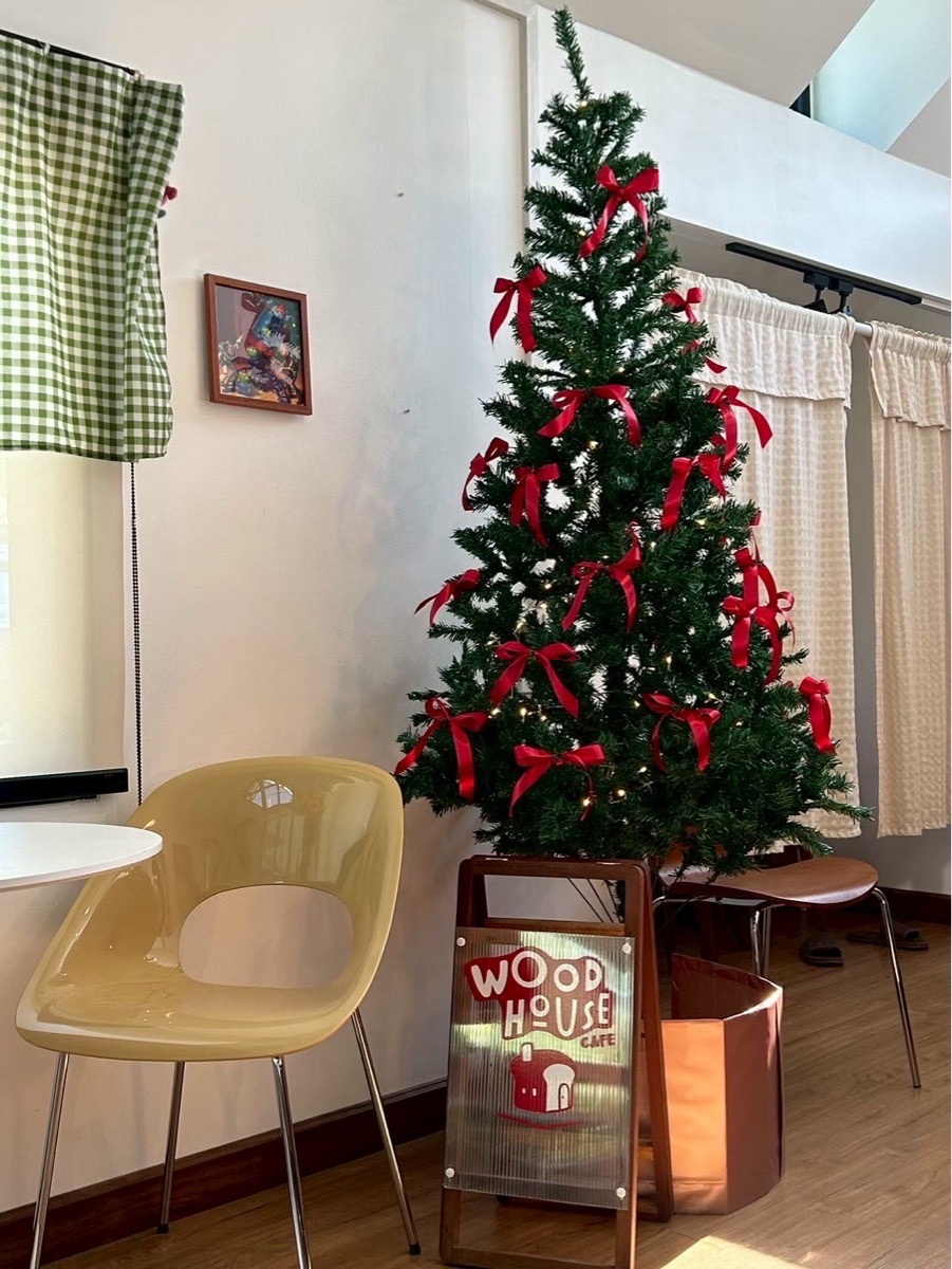WoodHouse Cafe - สุขสวัสดิ์ 78 2