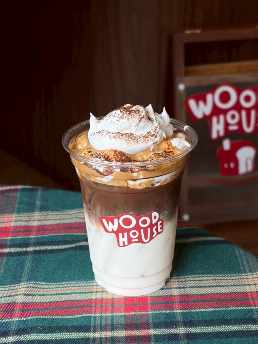 WoodHouse Cafe - สุขสวัสดิ์ 78 3