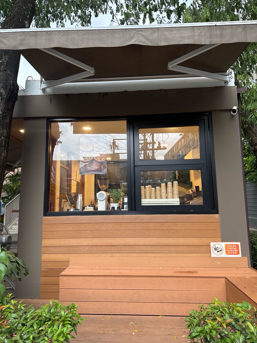 Oxygen coffee studio (flagship) 3