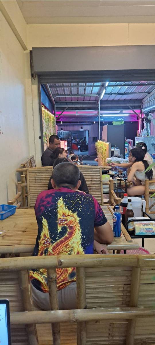 ครัวภูไท วังหิน ศรีราชา 2
