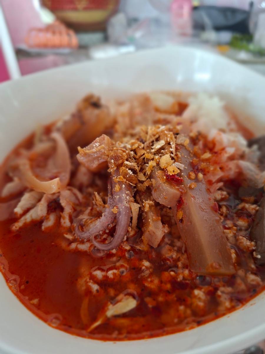 ร้านก๋วยเตี๋ยวหมูโคตรอร่อย 2