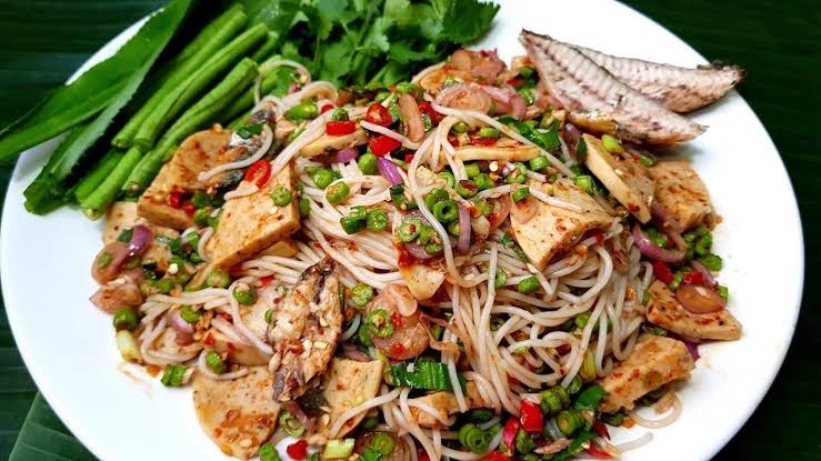 ข้าวปุ้นซาว เกตเวย์เอกมัยชั้น4 3