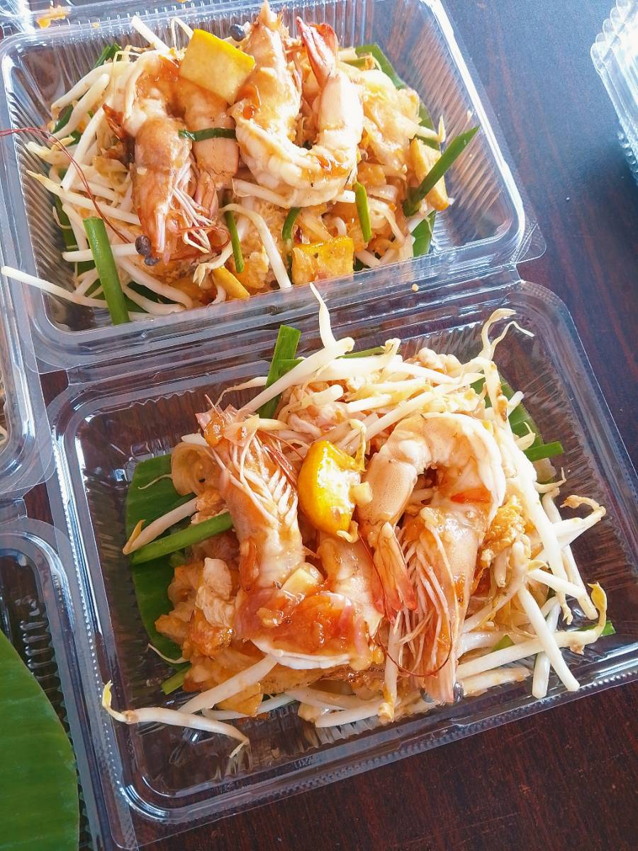 อาม่าผัดไทย&สุกี้ 2
