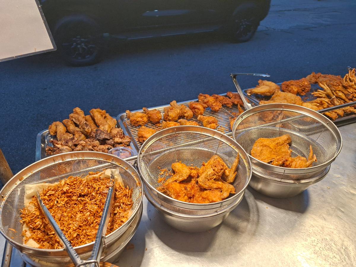 ไก่ทอดหาดใหญ่แม่อัน24ชม. 2