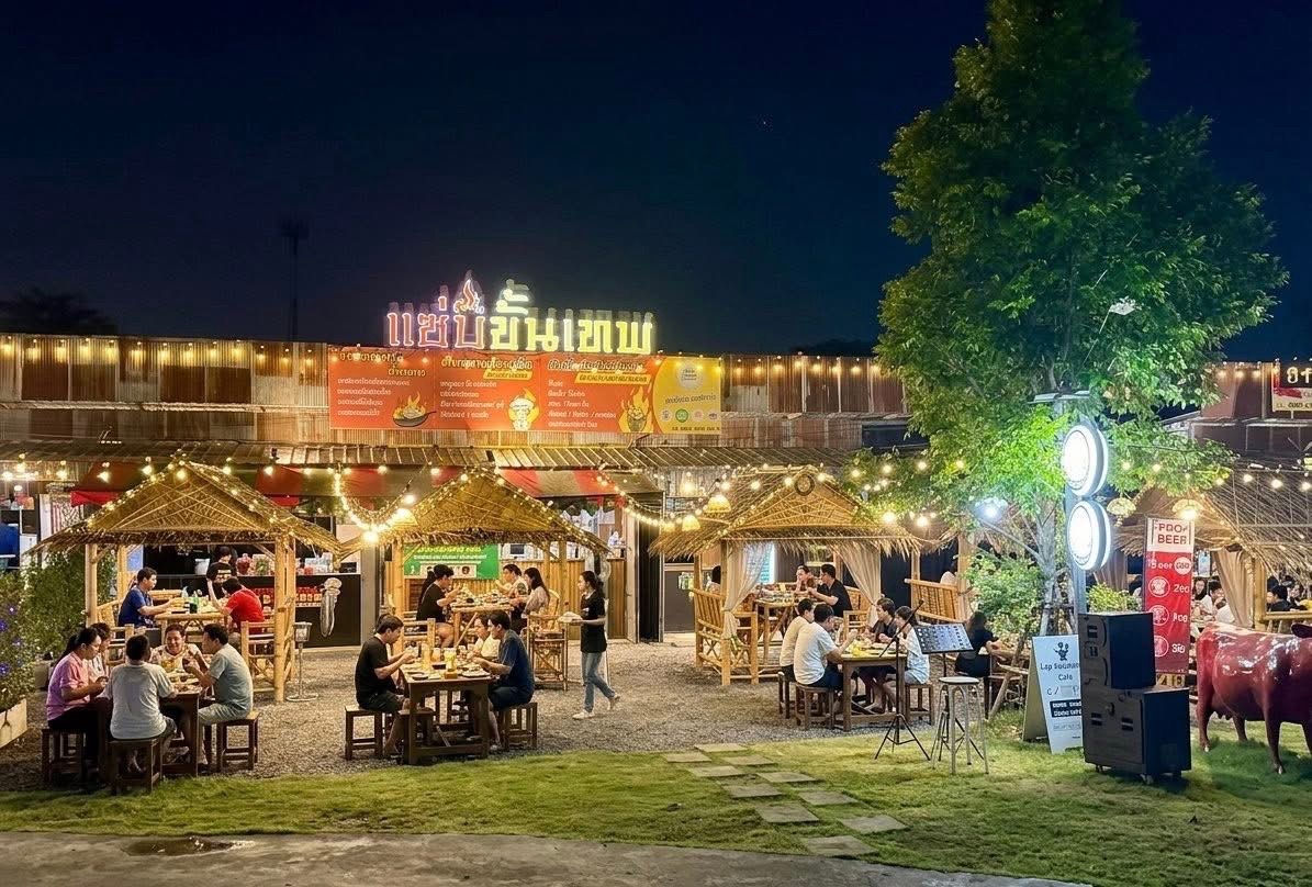 ร้านส้มตำบ้านอีสาน ปลาร้านัวๆต้องลองชิม (แซ่บขั้นเทพ)