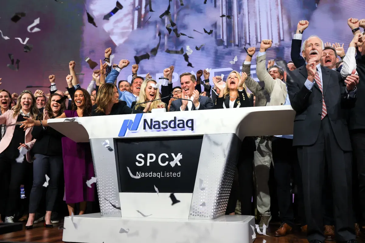 SpaceX IPO closes up 19% after Friday debut above $135 price