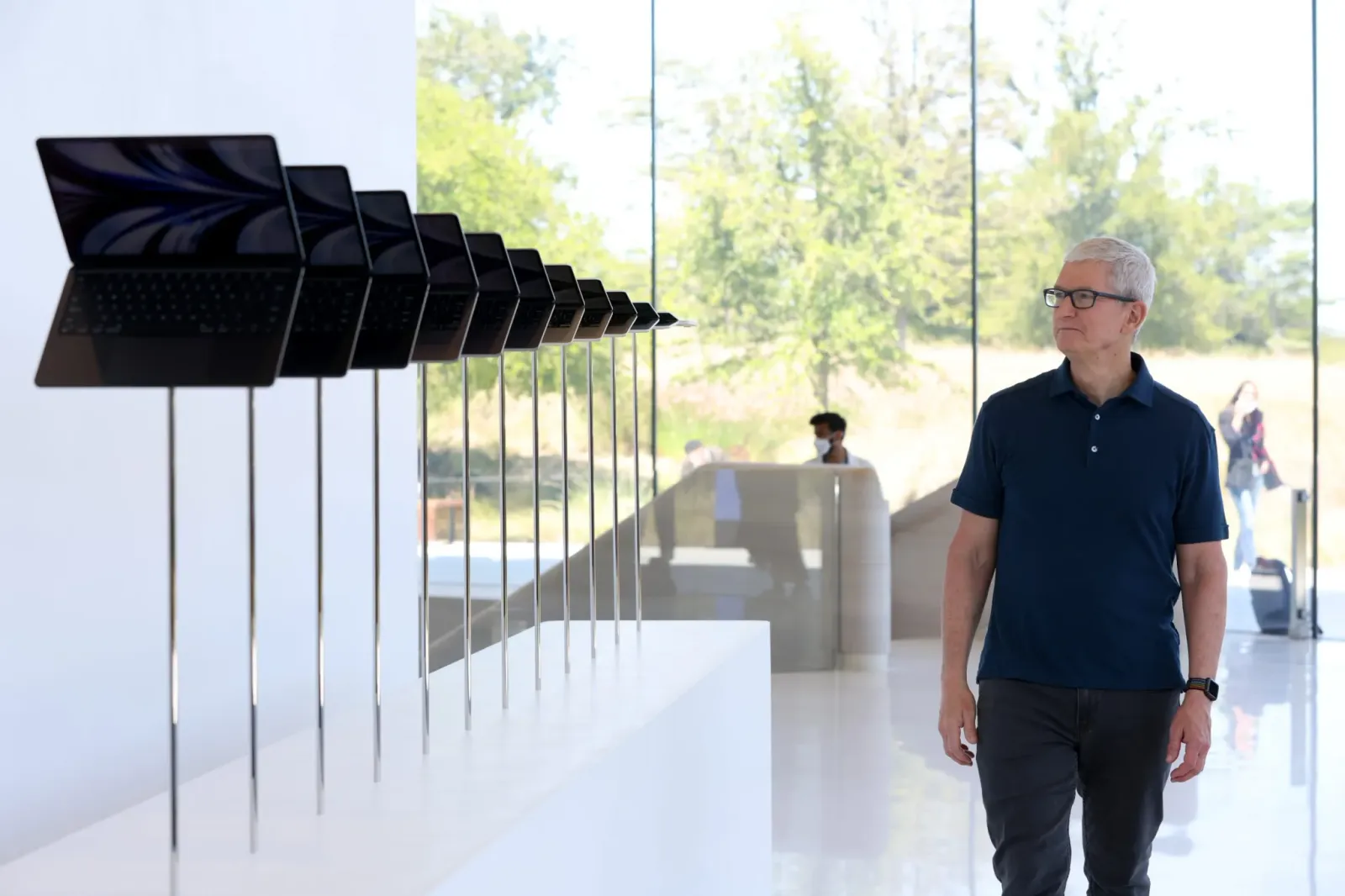 Apple raises Mac prices by $300 amid “RAM-ageddon” memory chip shortages
