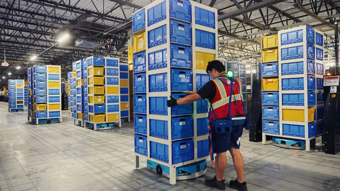 Amazon's 1 million robots haven't replaced its 1.5 million human workers