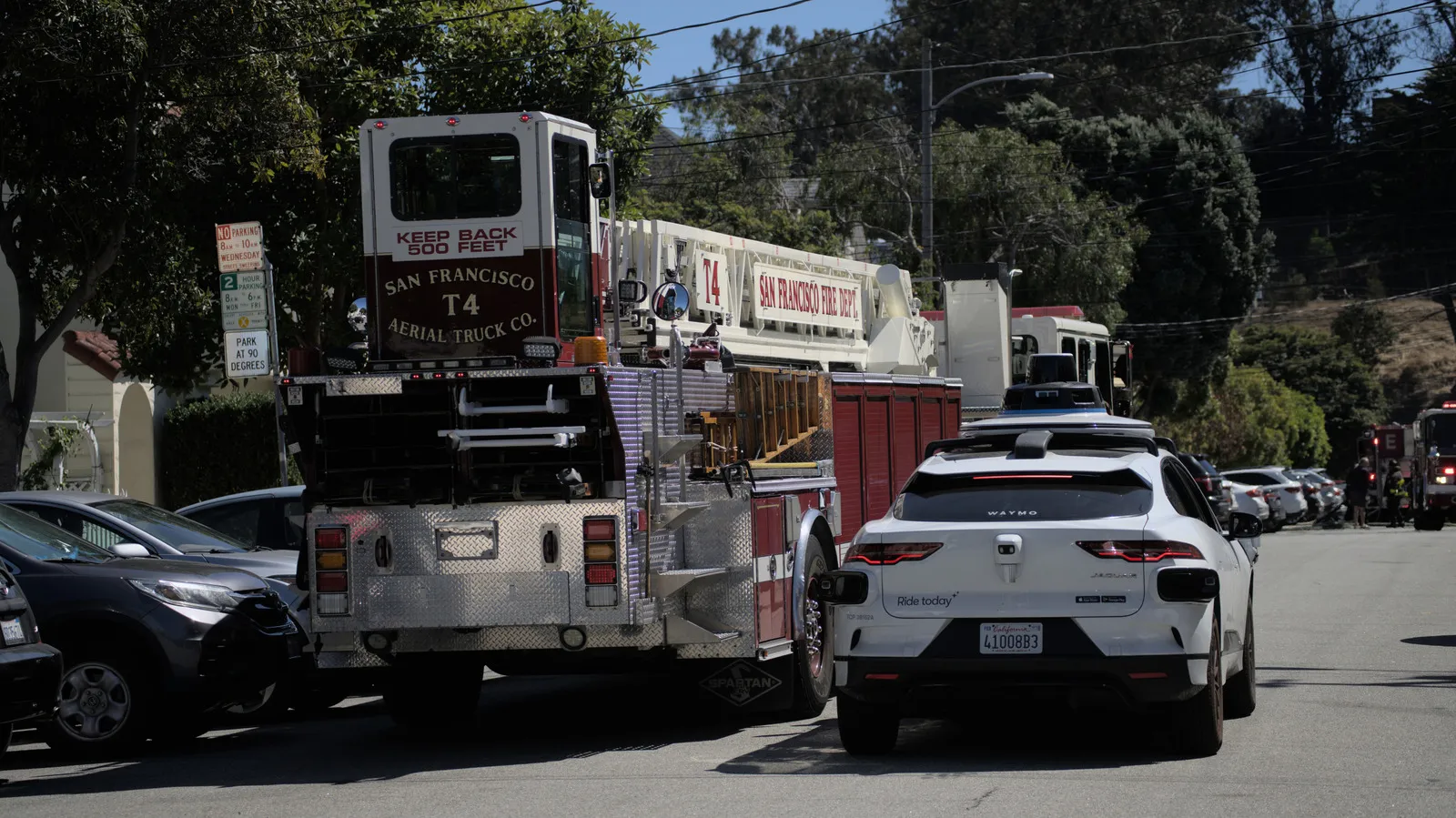 NHTSA targets driverless AV “interference” with first responders, demands fixes from makers