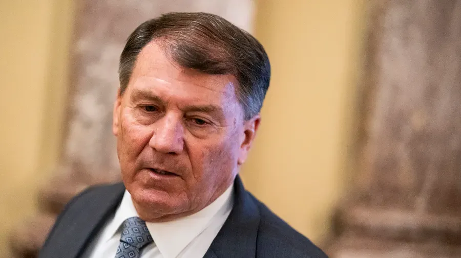 Lindsey Graham felt “great strides” on Russia sanctions before death, Mike Rounds says