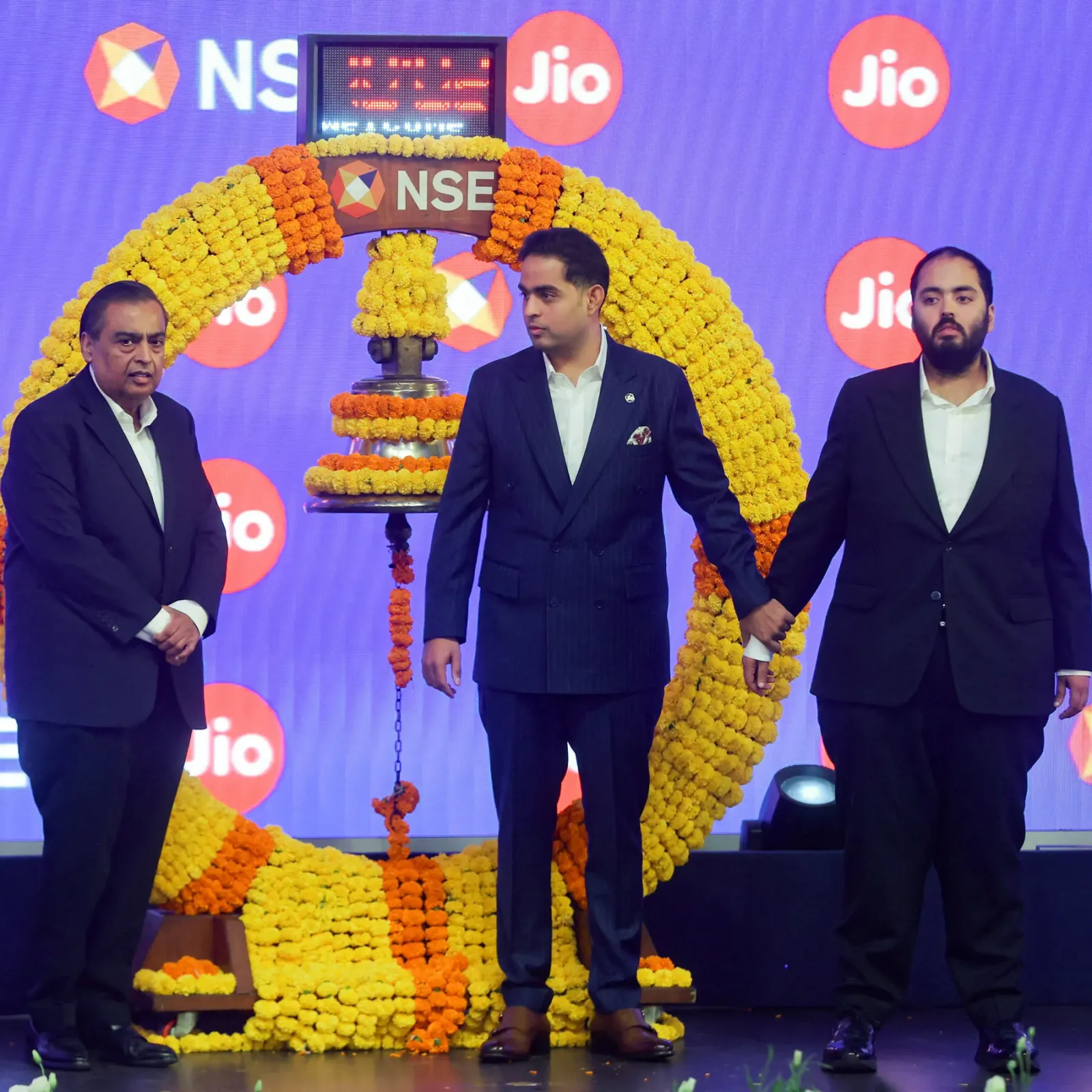 Jio Shares Soar on Debut, but Growth Doubts Haunt India's Telecom Giant