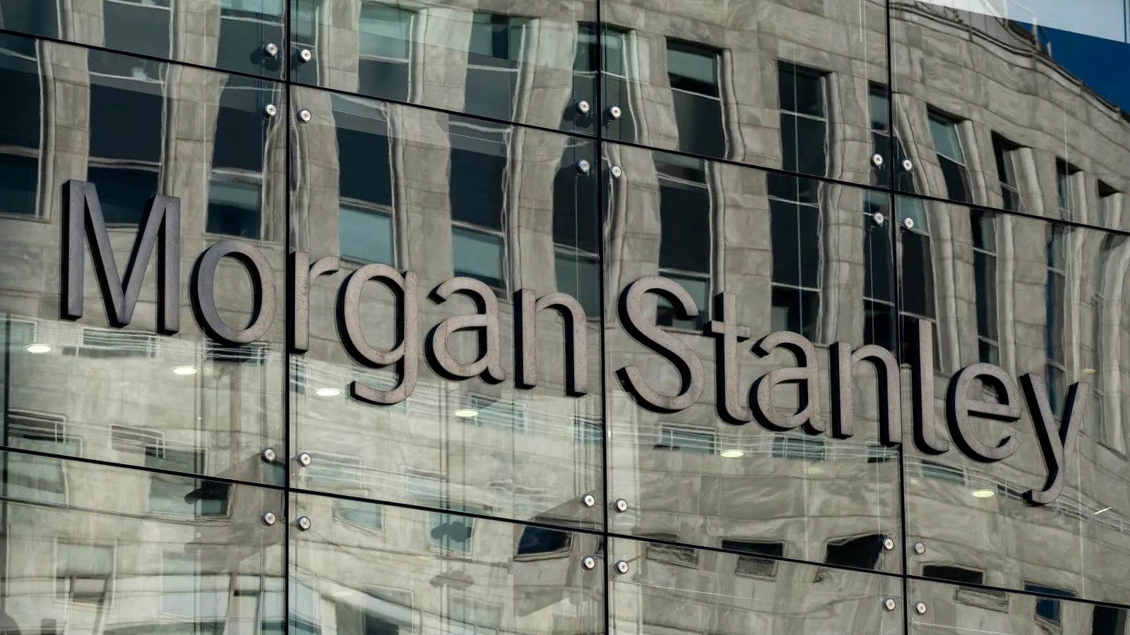 Morgan Stanley to open its trillion-dollar wealth management funnel to AI agents