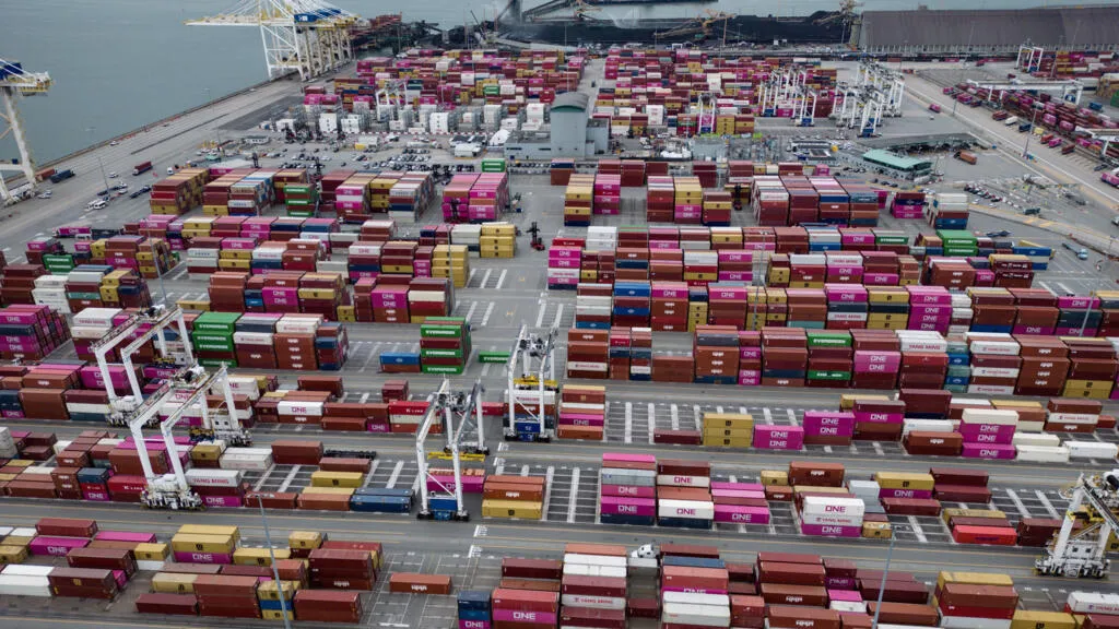 Trump signs 50% tariffs on Canadian goods after White House cites “discriminatory treatment”