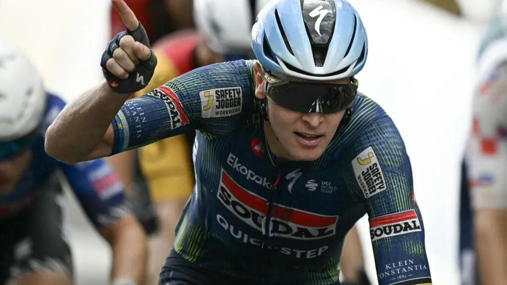 Tim Merlier wins his 3rd Tour de France stage in a crash-hit 12th-stage sprint