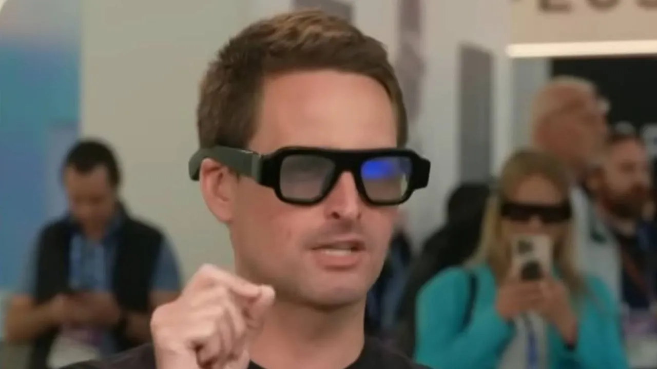 Snap’s Specs cost $2,195 and crushed Evan Spiegel’s ears in the “highly wearable” demo