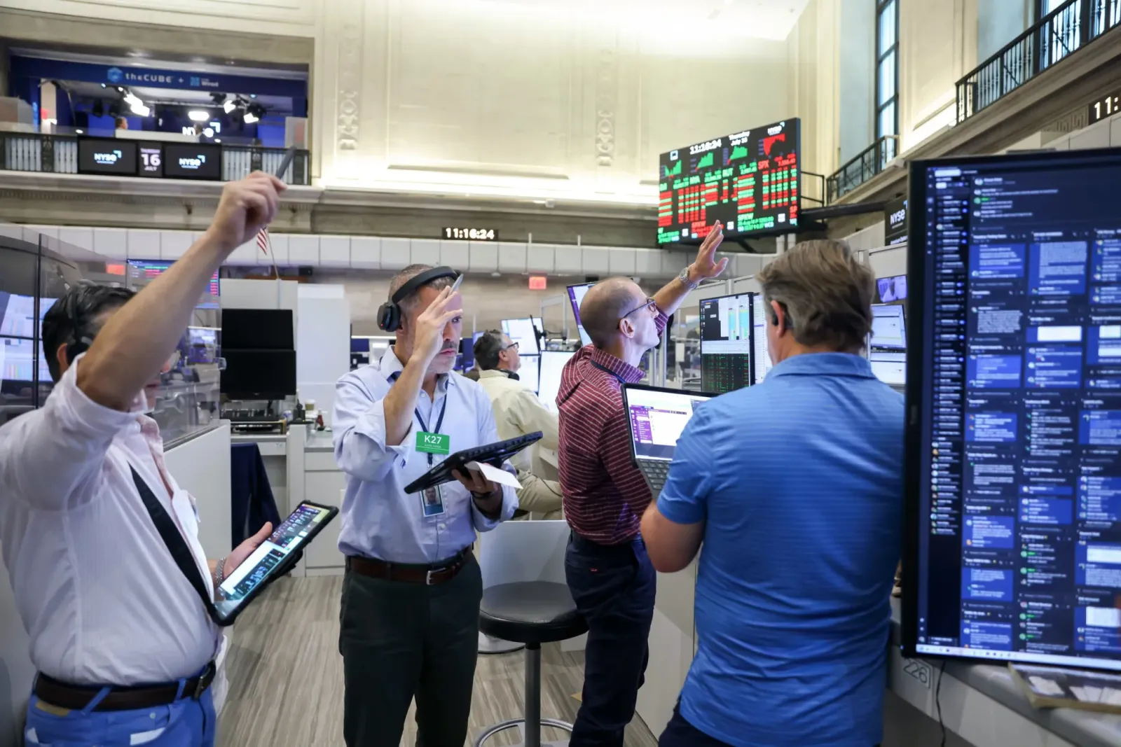 Tom Lee blames “push-button liquidity” for margin chaos, says AI stocks bounce later