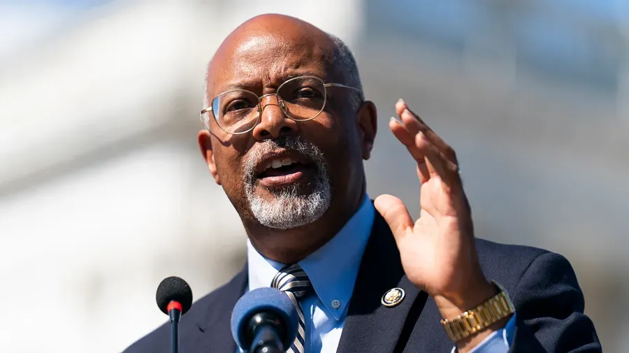 Glenn Ivey calls hard-left talk “overblown” after Democrats win primaries